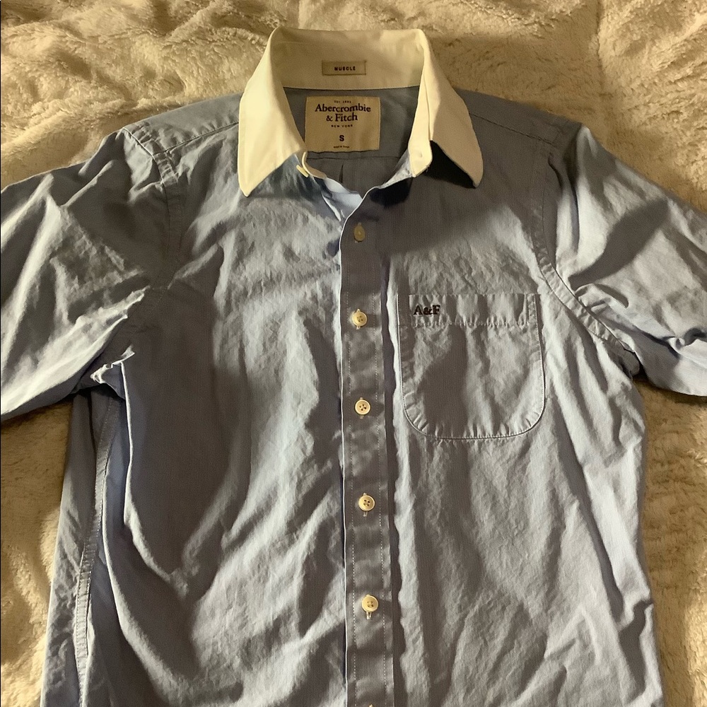 5/$20 Abercrombie and Fitch men's long sleeve